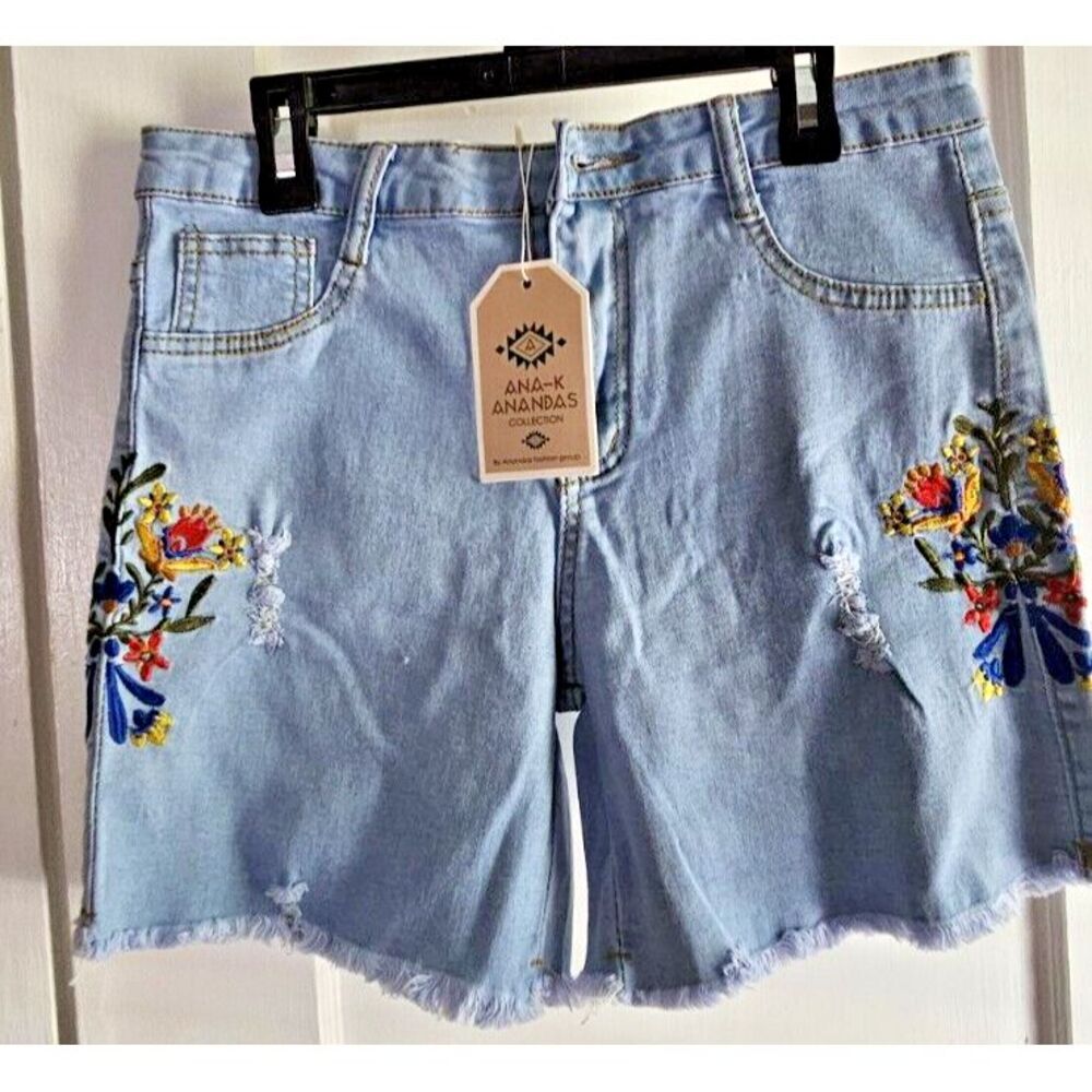 Vtg‎ ANA-K ANANDAS women Sz M embroidered distressed stretchy denim shorts